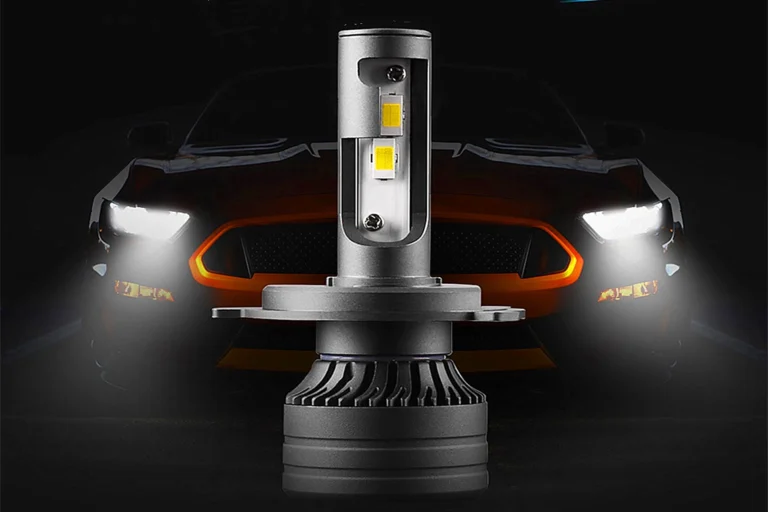 LED lights are common car headlights. What are the advantages of car LED lights?